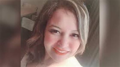 بقيتي كده ازاي ويزو تخطف الأنظار بصورة جديدة لها تثير الجدل