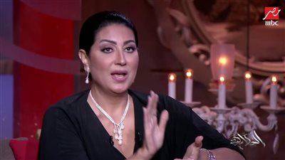 وفاء عامر تعترف امام الجميع بالسر الغامض والاجابة عن التساؤل هل ايتن عامر اختك ولا بنتك السرية