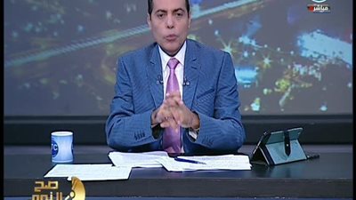 بالفيديو | اشرف ذكي نقيب الفناين معلقاُ علي رانيا يوسف انا مش نقيب العاهرة ويحولها للتحقيق