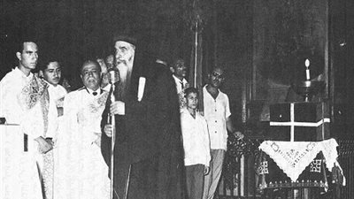 هل يعبد المسيحيون أجساد القديسين أم يحصلون منهم على البركة فقط ..سؤال يجيب عنه الكتاب المقدس