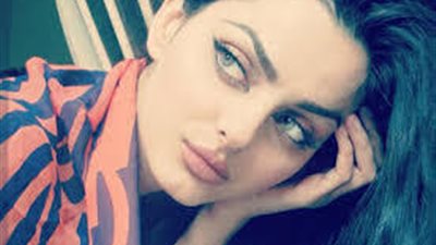 شاركنا برأيك ..أنا بحب تلاتة واحد مغربي و2 من الجزائر..مش عارفة اختار مين فيهم ؟