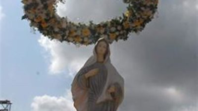 رسالة السيدة العذراء 2/4/2016 الى ميريانا في مديوغورييه عند الصليب الأزرق