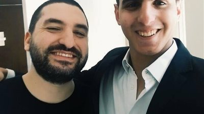 بالصور ..عازف الترومبيت إبراهيم معلوف حقق حلم شاب مصري