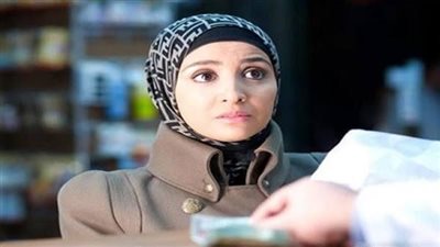 فيديو شاهد كيف اقنع الشيخ حنان ترك باعتزال التمثيل وارتداء الحجاب