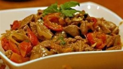 أكلة اليوم ..طريقة عمل الكبدة بالفلفل الرومي والكزبرةتكفي ل3 أشخاص