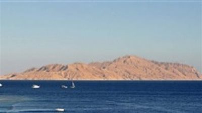 صحيفة عبرية تفجر مفاجأة حول اتفاق تيران وصنافير