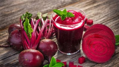 البنجر مش صحي للبعض أشخاص ممنوعة من تناول عصير البنجر اعرف انت منهم ولا لا