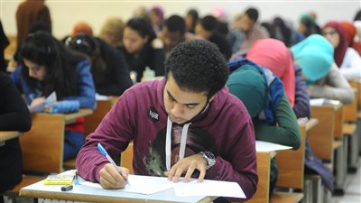 الإمتحانات علي الأبواب موعد بدء الفصل الدراسي الثاني 2024 في المدارس والجامعات