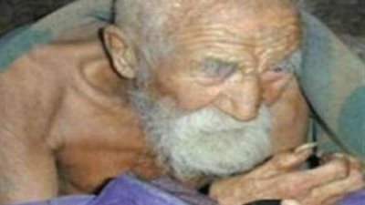 أكبر معمر على وجه الأرض 179 عاماً يسخر من بقاؤه قائلاً ..اظن ملاك الموت نسيني