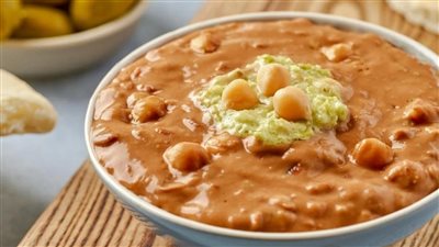 مش هتصدق السبب عميد معهد القلب كلوا الفول والطعمية دول نعمة