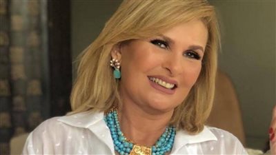 يسرا أنا رقم واحد في مصر ورفضت أدوار في هوليود
