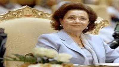 مش هاتصدق كيف أصبح شكل سوزان مبارك في احدث ظهور لها في احدي كافيهات القاهره بالأمس