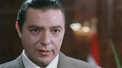 هشام عبدالحميد يهاجم الفنانين بسبب سيد زيان