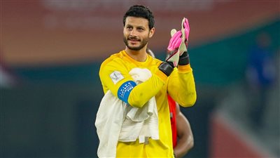 تفاصيل خلاف حاد بين الشناوي وإدارة الأهلي قبل نهائي السوبر المصري