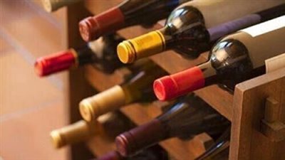 ليليان جورج تكتب .. المسيحيين بيشربو خمرا في الكنيسه والخمرا عندهم حلال