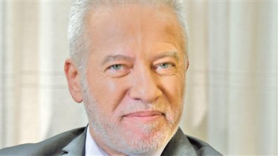 بتر قدم فنان شهير وتدهور حالته الصحية والنقابة تخرج بنداء عاجل