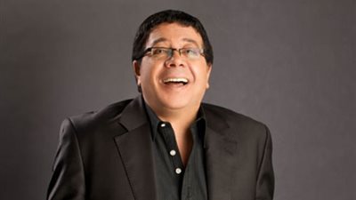 الفنان صلاح عبدالله يكشف ..السائقين كانوا بيقولولي اتفو على اللي علمك السواقة .