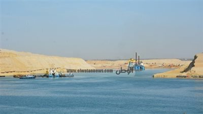 قناة السويس ترد على دعوات استخدام الممر الشمالى