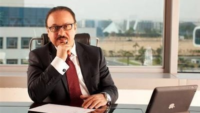 أول تصريح لوزير الاتصالات عن إغلاق مواقع التواصل الاجتماعي