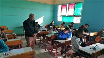 قرار هام من التعليم بشأن أسئلة امتحانات الثانوي العام بالفصل الدراسي الأول 2024