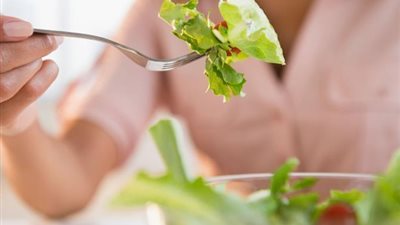 4 أطعمة تخلصك من سموم الجسم.. تعرف عليها