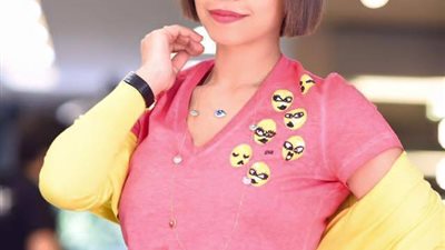 شيرين عبد الوهاب تنشر صوراً بنيو لوك جديد وتنال اعجاب الجمهور