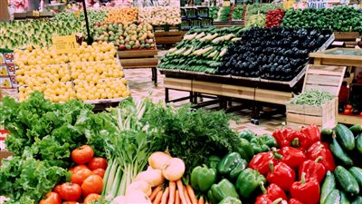 اسعار تفرح القلب لما البصل يبقى سعره 10 جنيه والبطاطس سعرها 6 جنية مفاجاة قوية في أسعار الخضروات