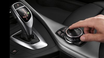 عشان غيار عربيتك يعيش أشياء لا تقم بفعلها أثناء القيادة للحفاظ على ناقل الحركة بالسيارة