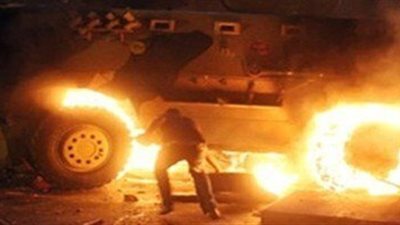 إصابة مواطن خلال محاولة تفجير مدرعة شرطة