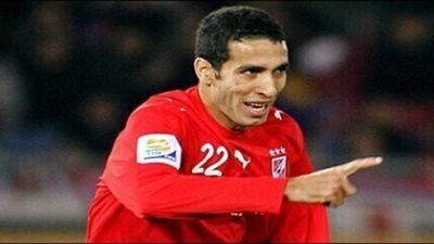 أبو تريكة يحتفل بالذكرى 109 للأهلي