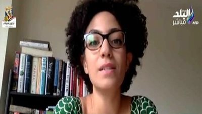 فيديو لإحدى المحرضات على التظاهر تصف عبد الناصر بـ «البلطجي»