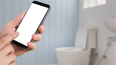 سعره مش غالي تعرف على مزايا أول قاعدة حمام تعمل بالذكاء الاصطناعي