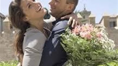 سؤال للبنات المصرية ..هل ممكن تتجوزي اجنبي ؟..والبنات ترد ده فرصة عمري