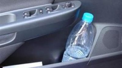 دراسات طبية تحذر من شرب المياة المعدنية المتروكة في السيارة