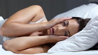 احذر لو نمت بالوضع داه هتتعرض لضيق التنفس و يجيلك كوابيس اعرف افضل وضعي للنوم ليلا