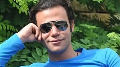 لماذا تحدثت جرائد الهند عن محمد عادل إمام؟.. شاهد