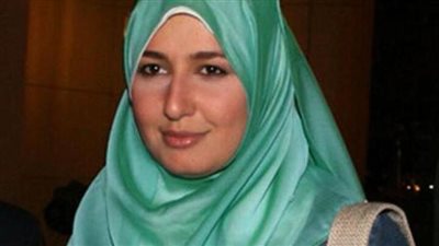 بالصور حلا شيحه تشعل الفيسبوك بأول جلسة تصوير بعد خلعها للحجاب