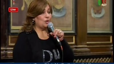 بالفيديو | معجزة فوق كل وصف عندها سرطان واخذت اربع جلسات كيماوي ولكن ابونا مكاري يصلي لها ليصغر المرض