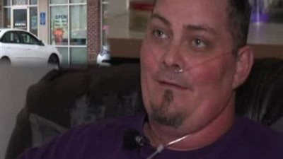 عائلة أمريكية تقاضي طبيب اسنان بعد أن خلع جميع اسنان مريضه بسبب خراج