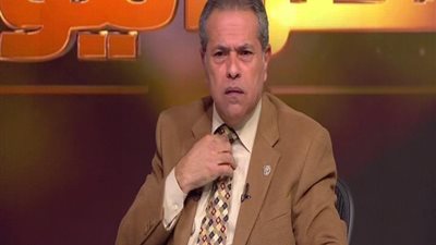 بالفيديو | عكاشة الكرافت زفت زفت ... اقلع الكرافته ياعز لا شكلي هيبقي وحش هتموت من الضحك