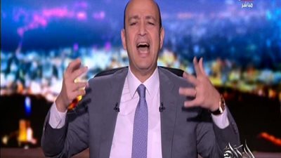 بالفيديو | عمرو اديب ينفعل علي الهواء الان بسبب تويته ترامب علي سوريا معلقاً مافيش ملوخيه بالاسود الملوخيه ديماً بالارانب ... ودلوقتي الحكومة الامريكية قفلت تخيلوا لو حصلت في مصر