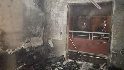 بالصور ..حريق منزل سيدة مسنة وابنتها ..وشباب الفيس بوك يطلبون التبرع لها ..شير من فضلكم