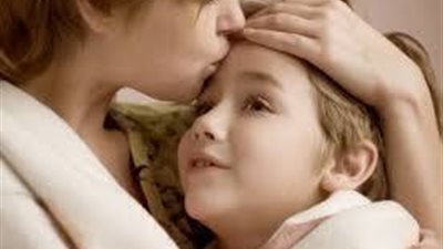 بالصورة ..علماء الآثار يعثرون على عظام أم وهى تحتضن ابنها