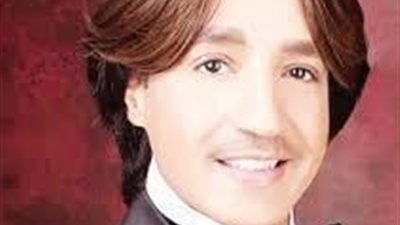 مصمم ازياء مشهور جداً يشارك في تقديم ديفيليه لذوي الإحتياجات الخاصة