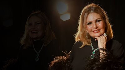 يسرا توجه رسالة للزعيم عادل إمام بعد الحديث عن اعتزاله للفن نهائيا