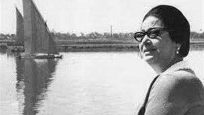 بالصور ..جواز سفر أم كلثوم وبطاقة الجنسية المصرية لفريد الأطرش