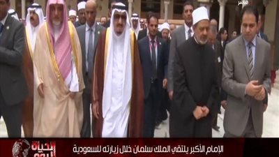 بالفيديو | تفاصيل لقاء الامام الاكبر والملك سلمان خلال زيارته للسعوديه