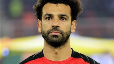 محمد صلاح هيتبرع بكلية وجزء من الكبد أديب يكشف السبب