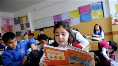 التعليم تكشف حقيقة تأجيل موعد بدء الفصل الدراسي الثاني 2024