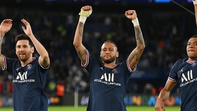 بالمواعيد والقنوات الناقلة استمتع بمباريات اليوم الثلاثاء